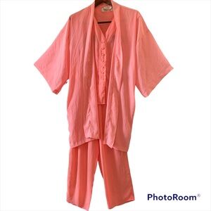 Victoria’s Secret Gold Label 3 piece pajama set size Medium  peach/orang…